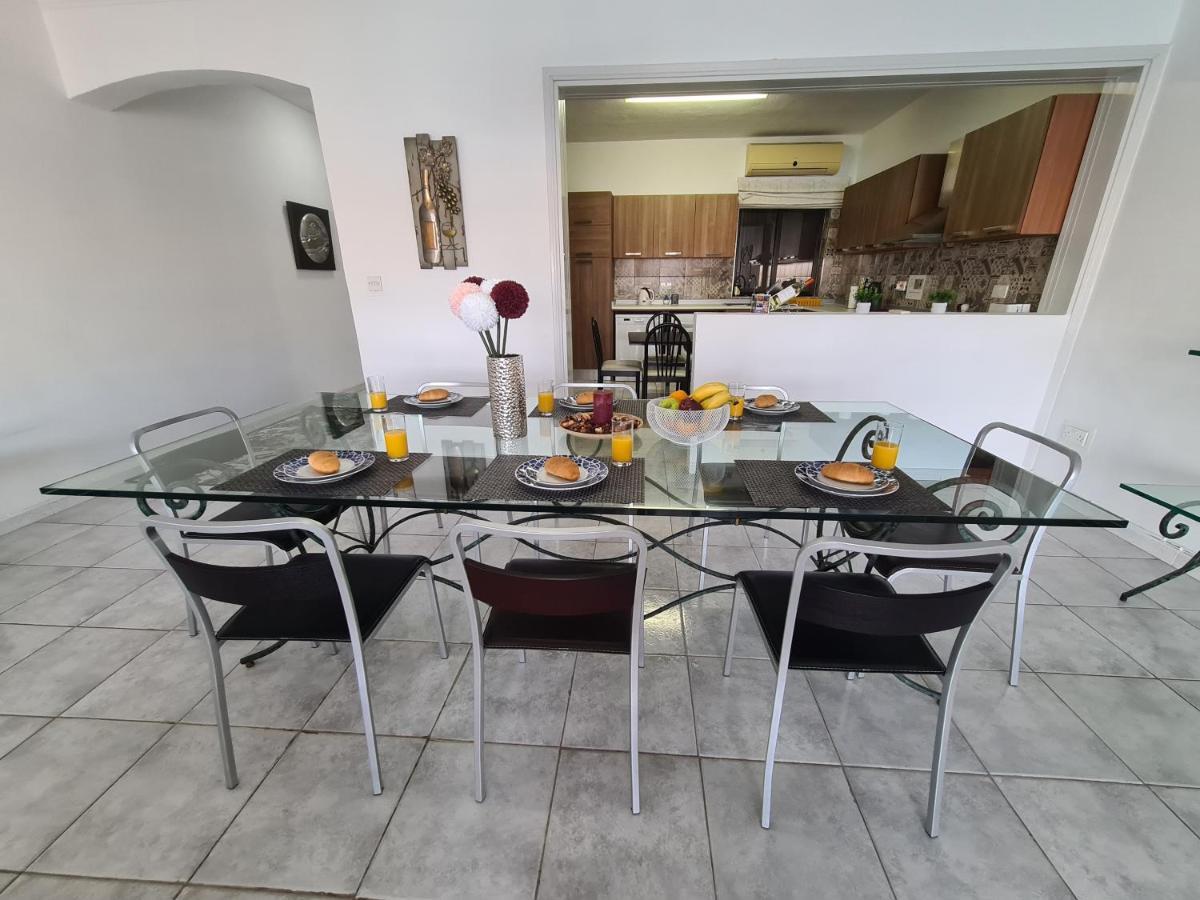 Spacious Seafront Apt Next To Sliema-Valeta Ferry Exteriör bild